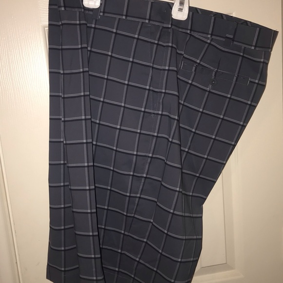 Nike mens Golf shorts - Picture 6 of 7